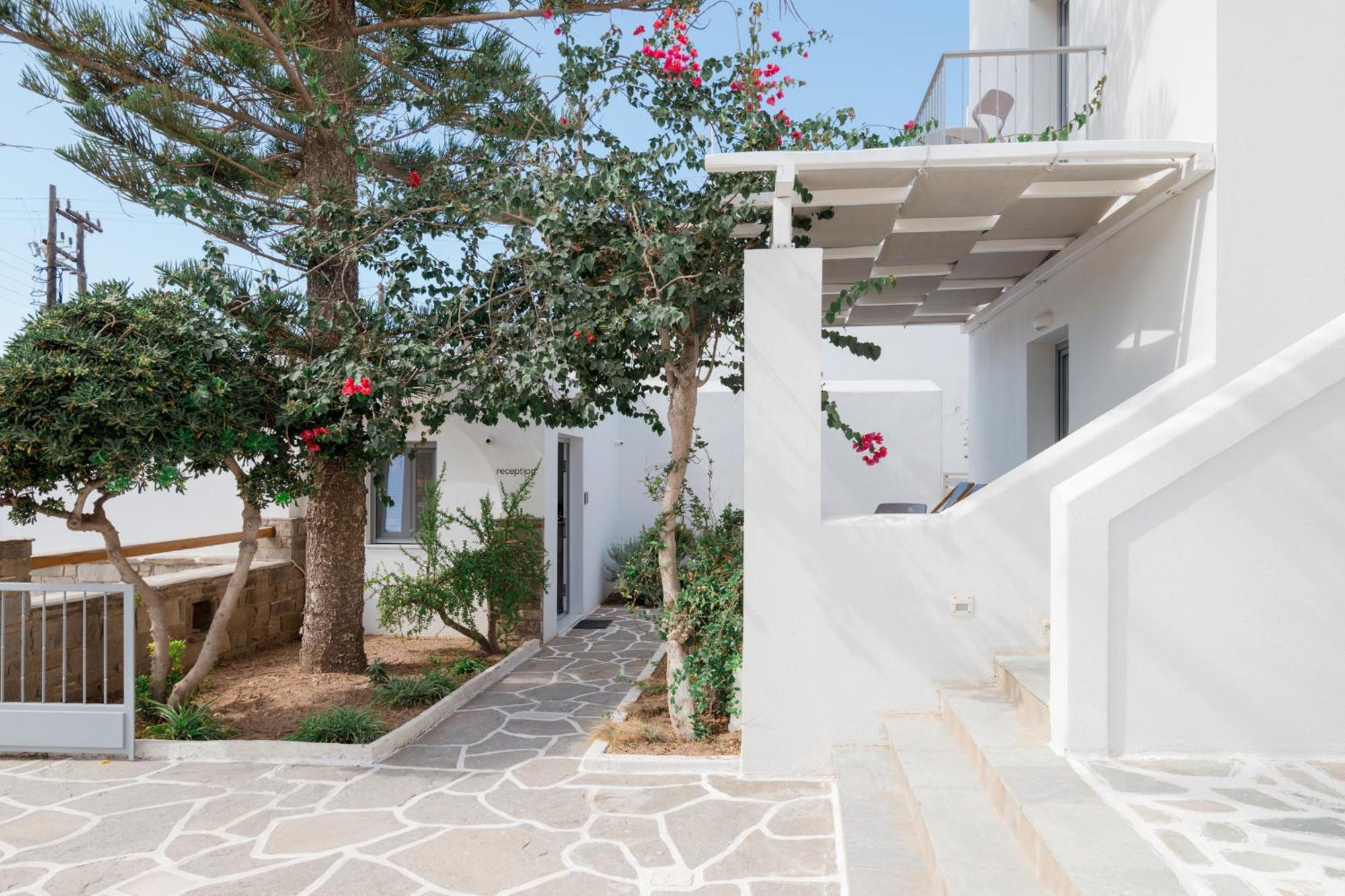 Nautilus Apartments-Suites Páros Exterior foto